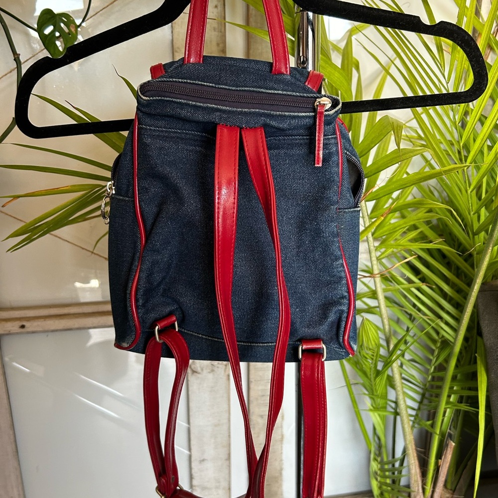 Point Zero Red and Blue Backpack - Picture 2 of 2